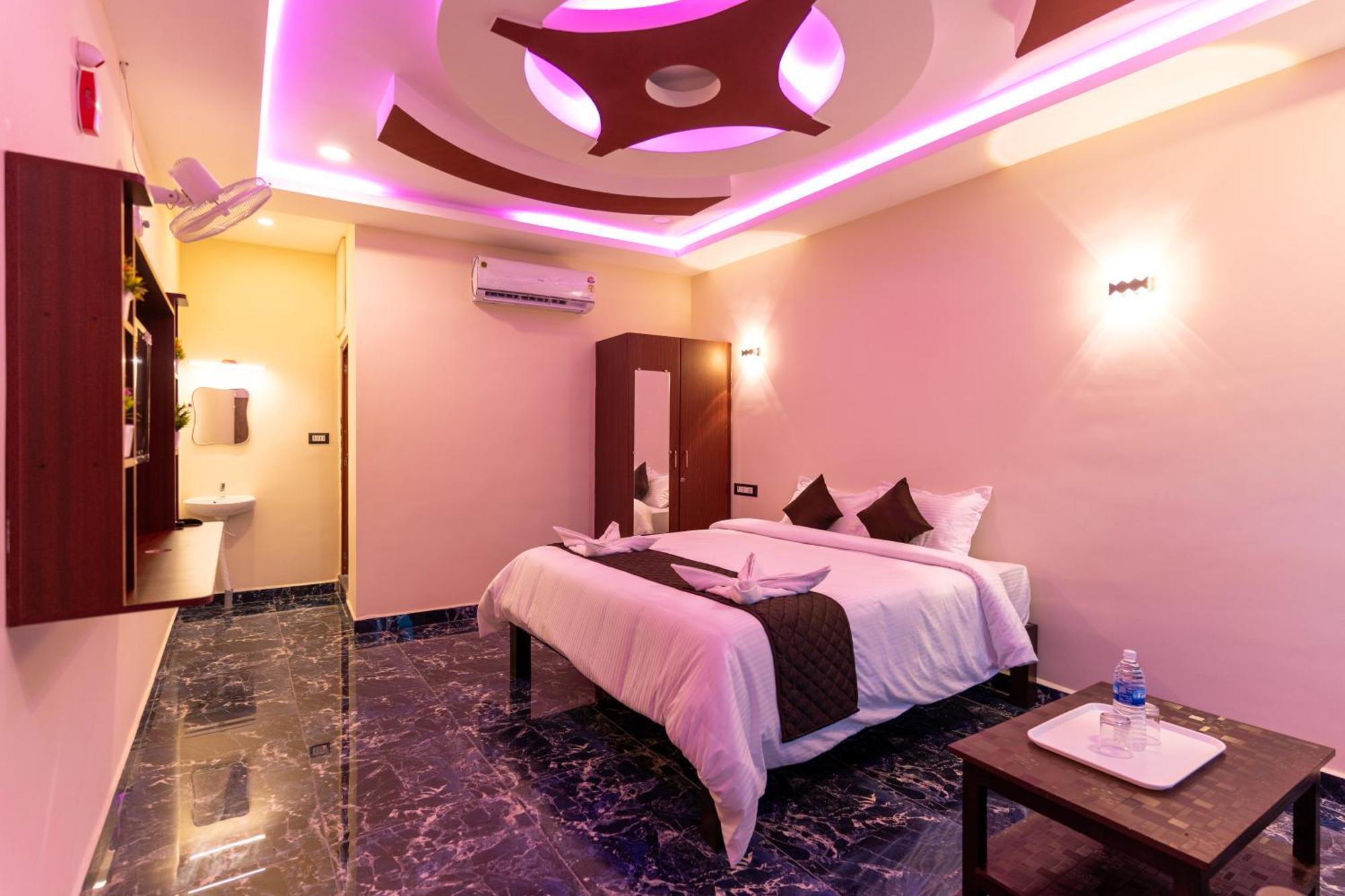 Auro Beach Resort Pondicherry Exterior photo